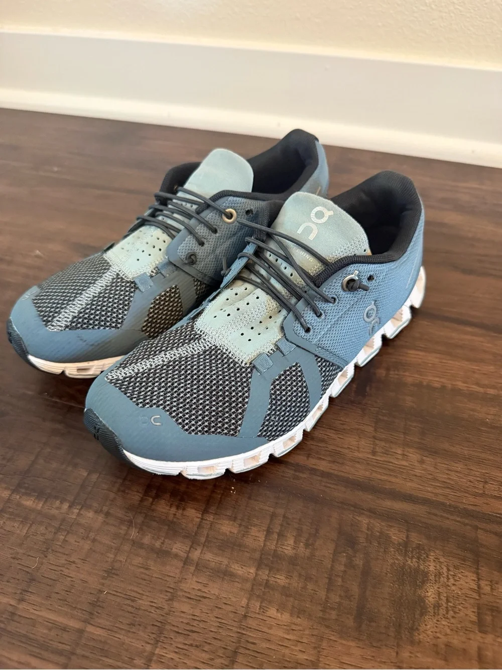 On Running Cloud X Sneakers Blue Gray Women’s Size 7